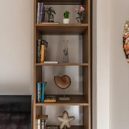 Apartment Center By *