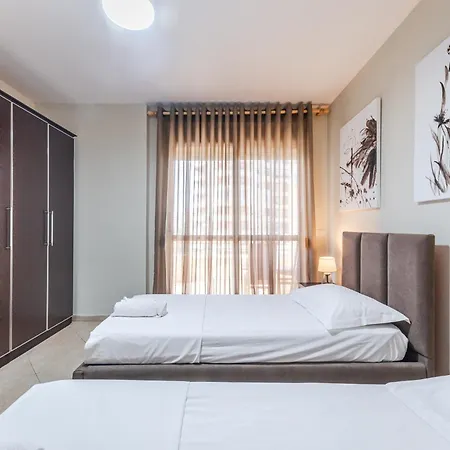 Center By Apartment