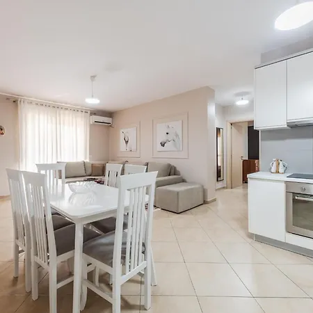 Center By Apartment Vlore