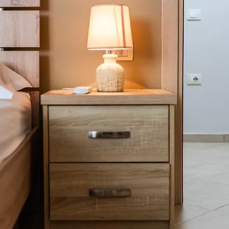 Center By Apartment *