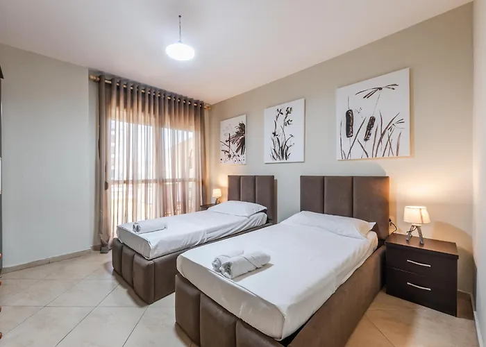 Center By Appartement Vlorë