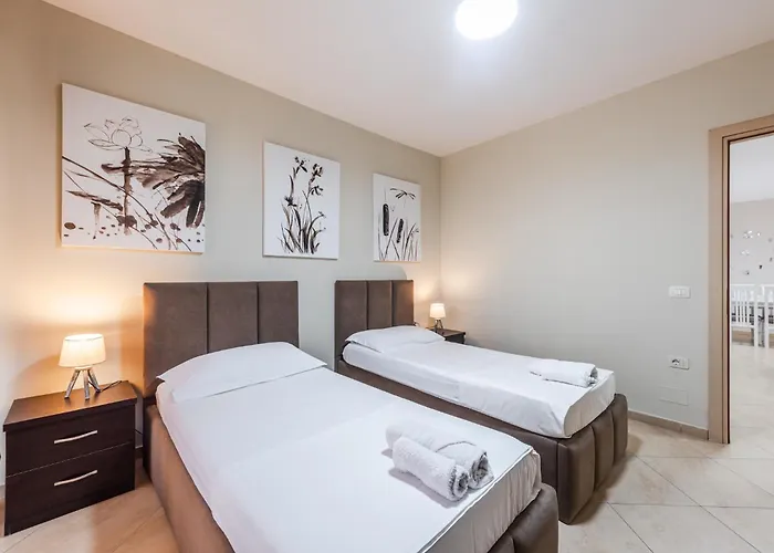 Appartement Center By *